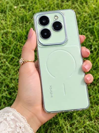 Infinix Hot 40