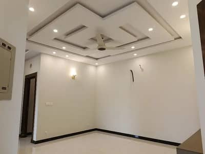 2 Bed Room Flat For Rent in Gulraiz near Bahria Town