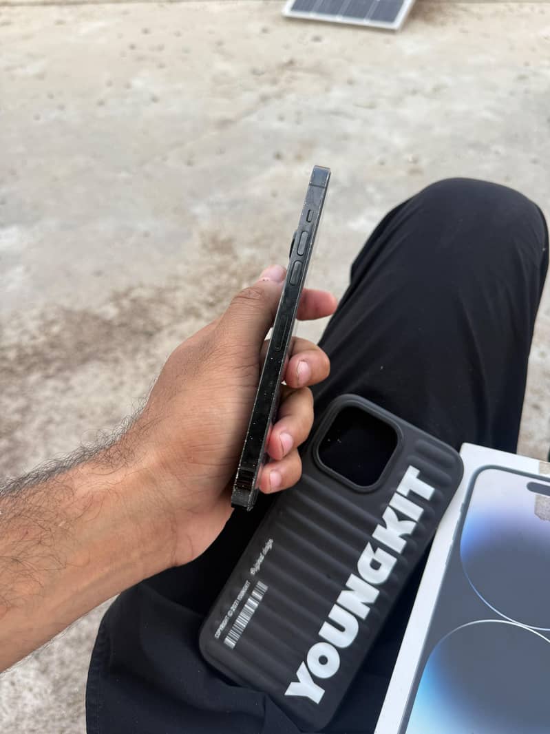 Apple iPhone 14 Pro Max 5