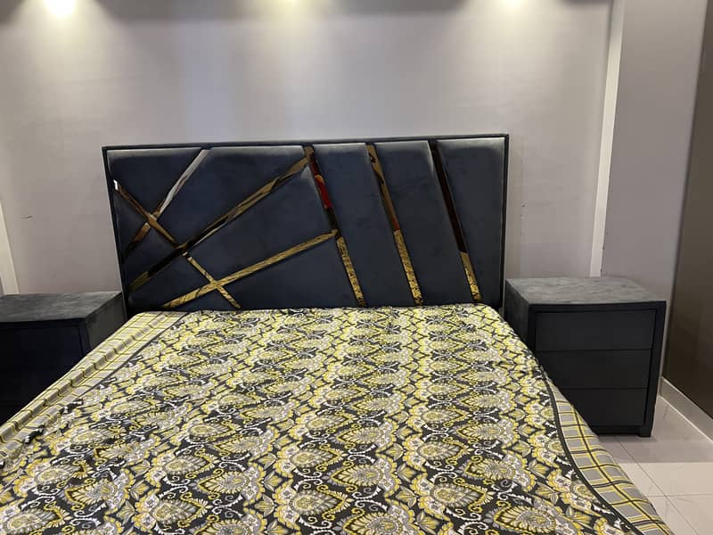 It’s slightly used bed set 3
