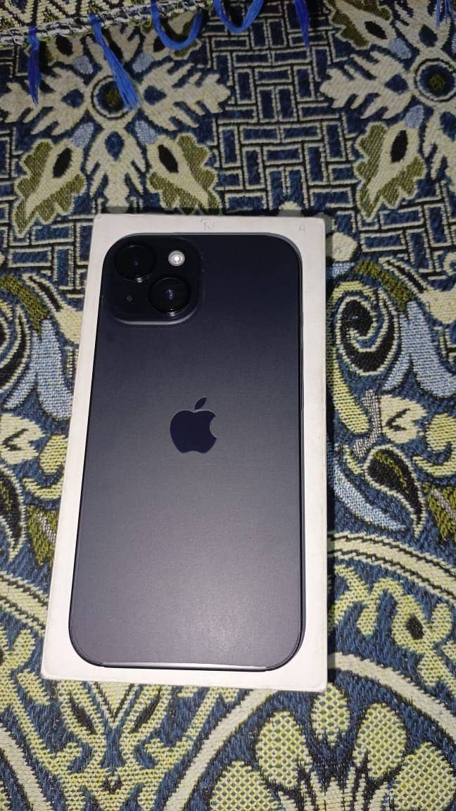 Apple iPhone 15 1