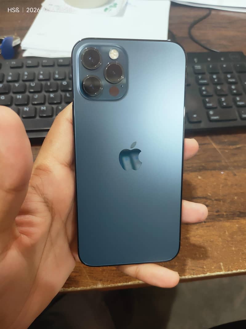 Apple iPhone 12 Pro 4