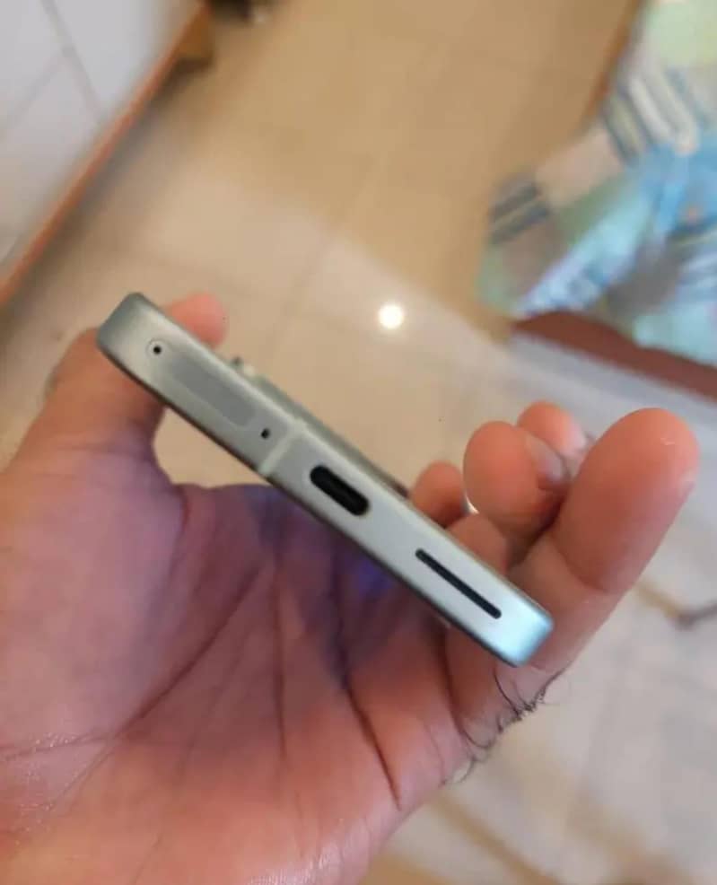 Google Pixel 9 2