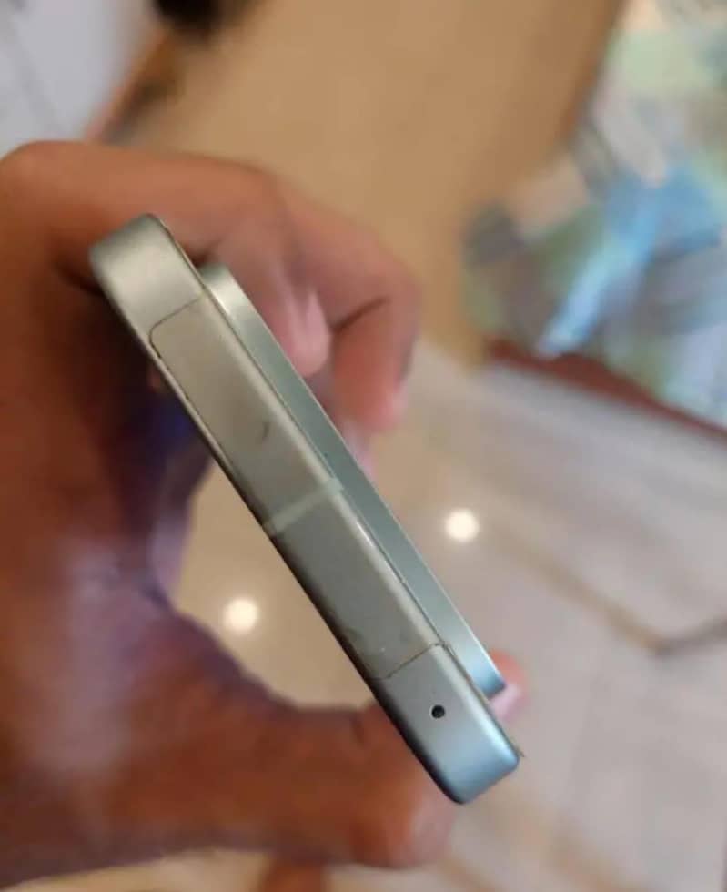 Google Pixel 9 3