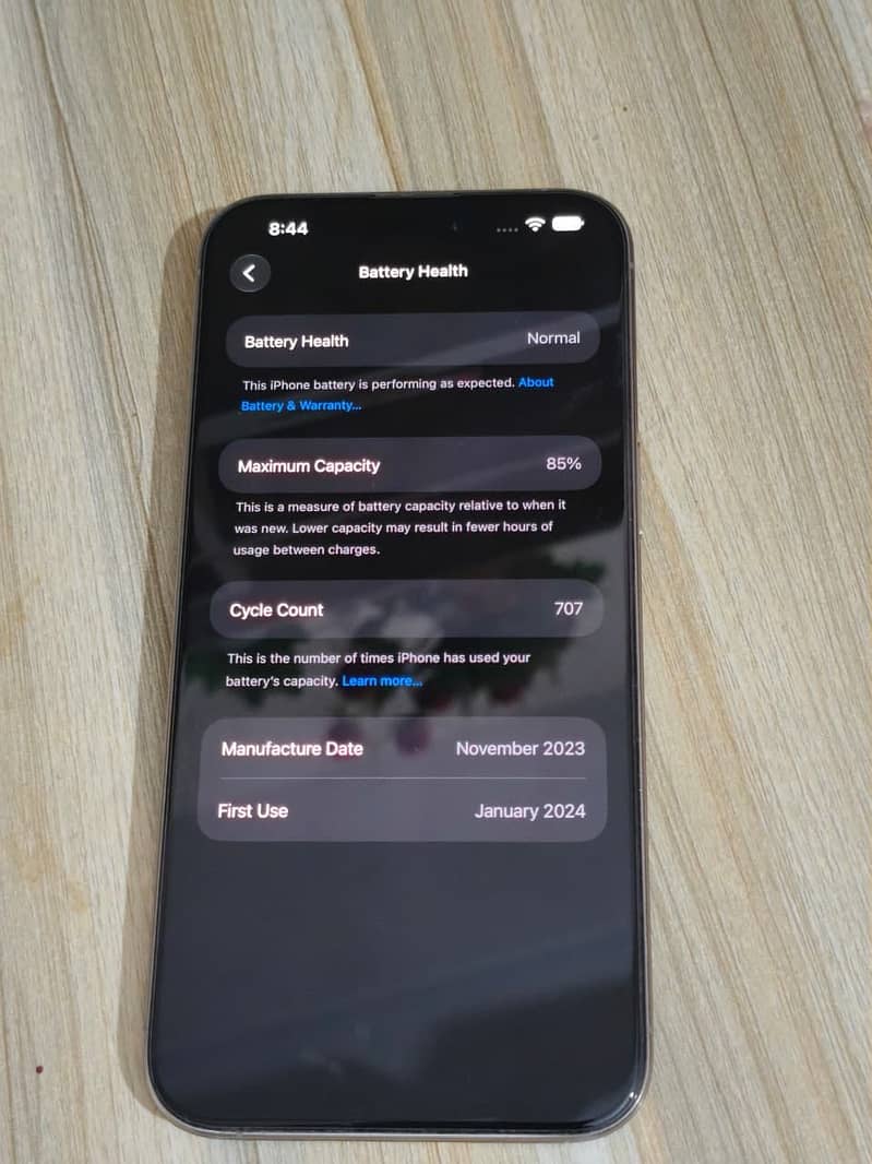 Apple iPhone 15 Pro Max 2