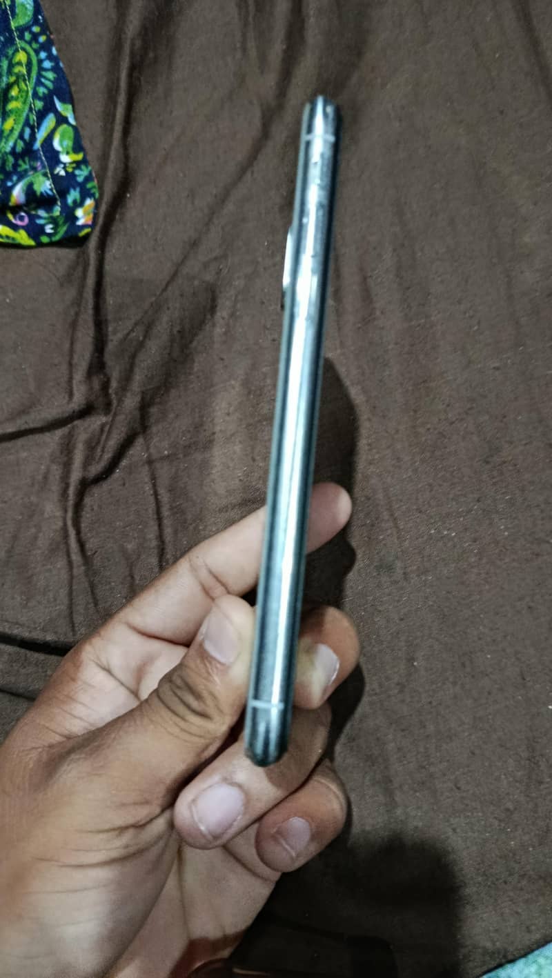 Apple iPhone X 2