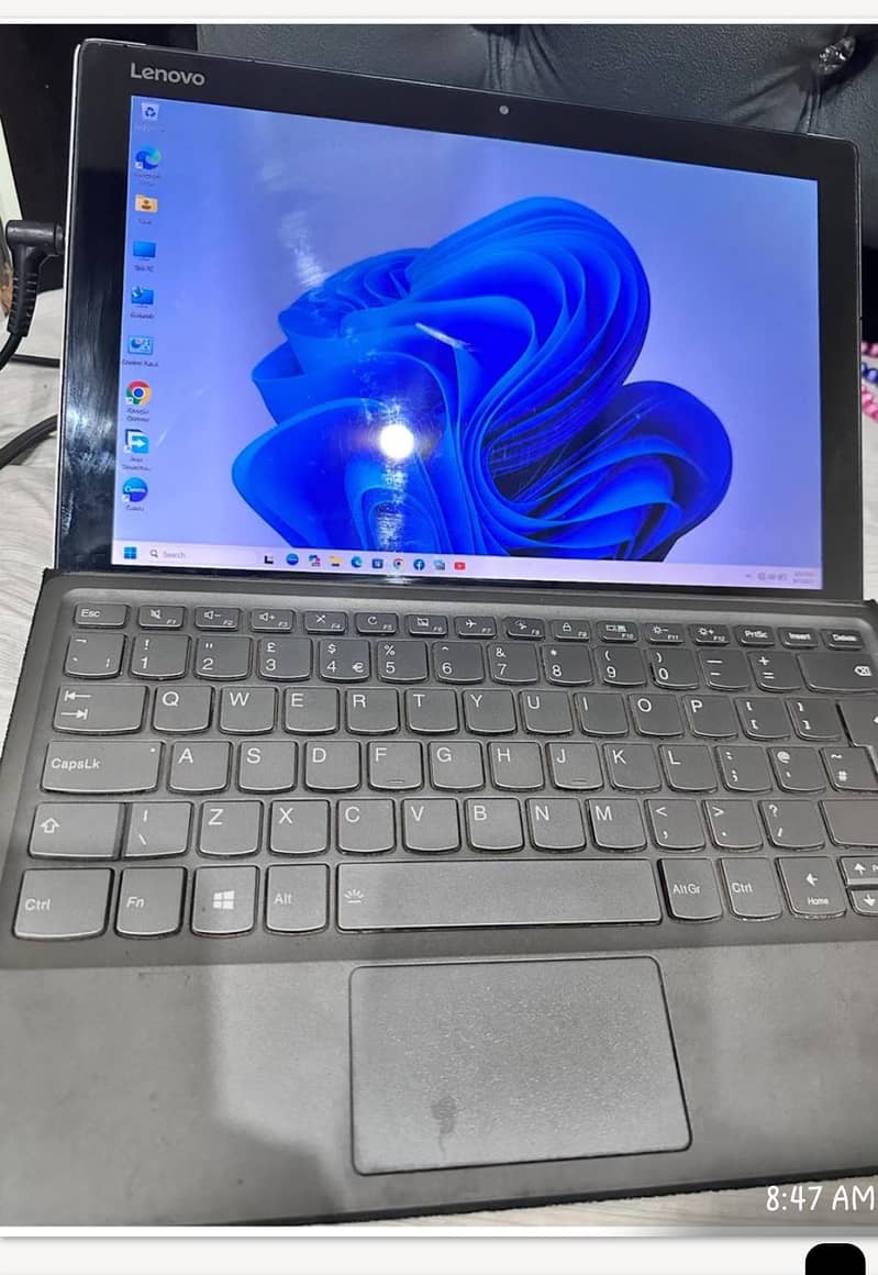 touch screen laptop 0