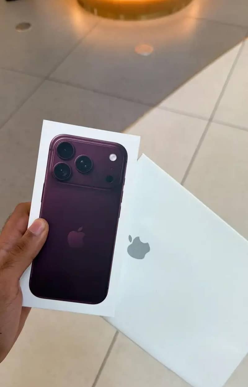 Apple iPhone 18 Pro Max 0