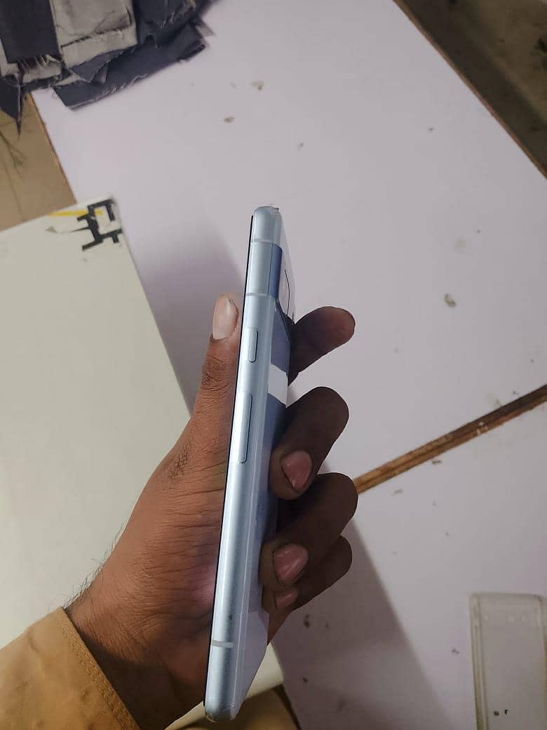 Google Pixel 7a 4