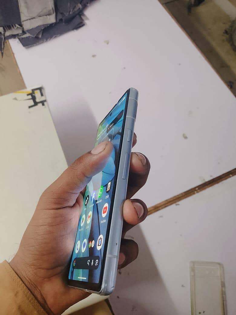 Google Pixel 7a 8
