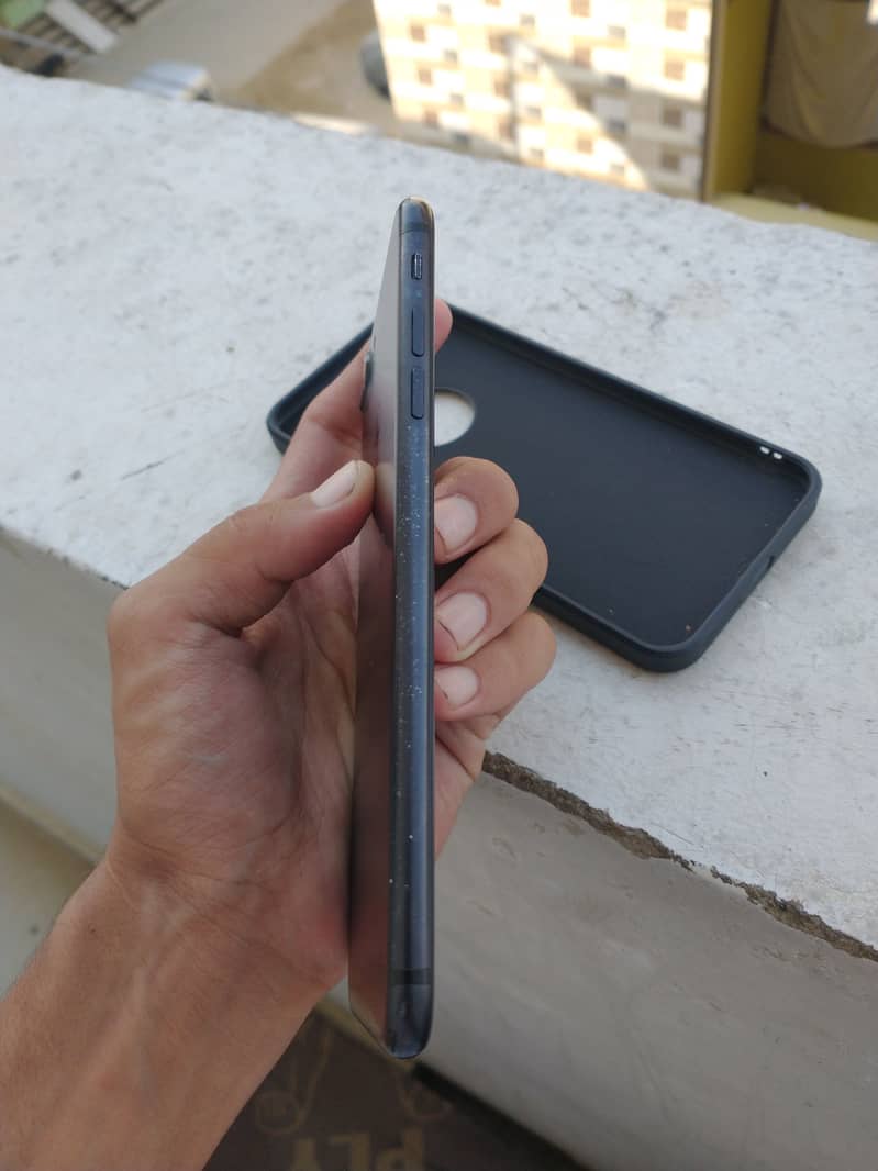 Selling iPhone 7 Plus PTA Approved 128GB 5