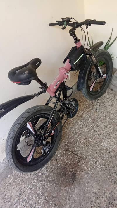 Foldable racing bicycle