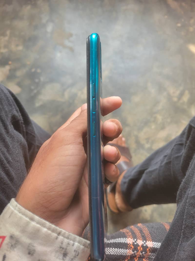 acha mobile hai 3