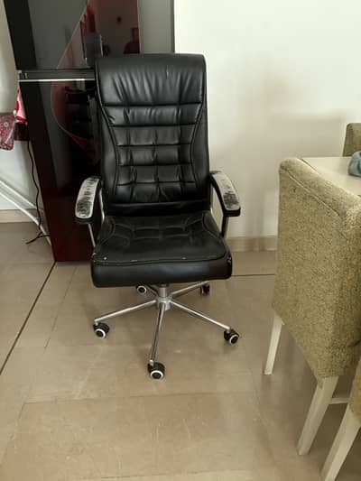 Office chairs on sale