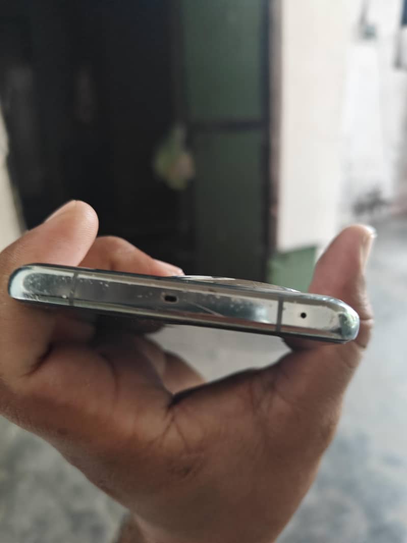 One Plus 11 2