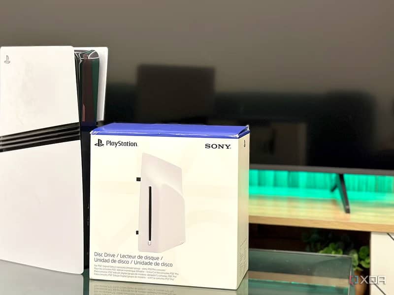 PS 5 DualSense Edge Wireless Controller and PS 5 pro’s Disc Drive 1