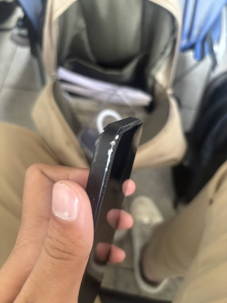 iPhone 16 5