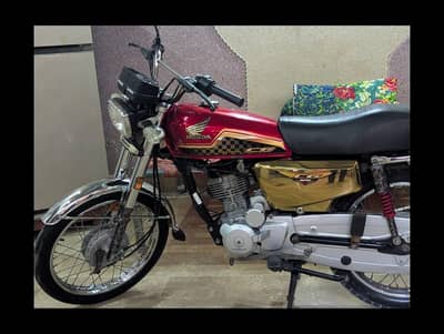 Honda CG125 special edition Gold color