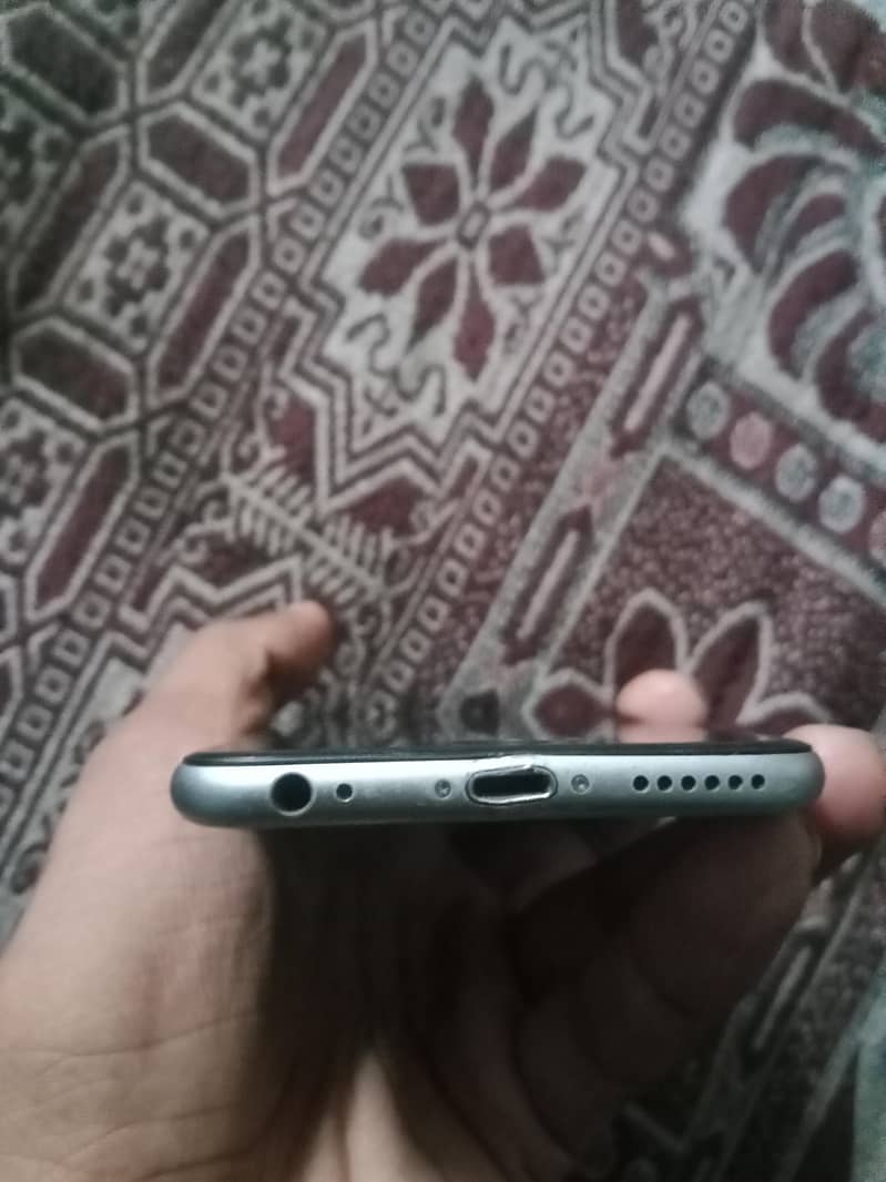Apple iPhone 6 2