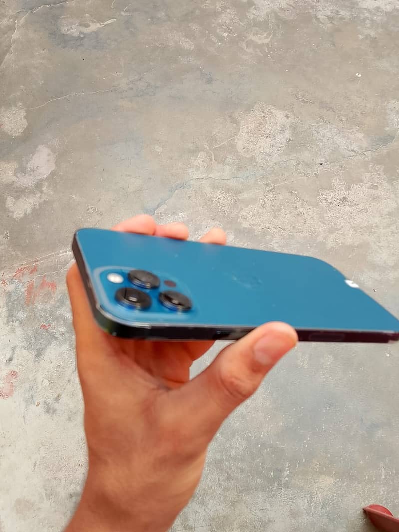 Apple iPhone 12 Pro Max 6