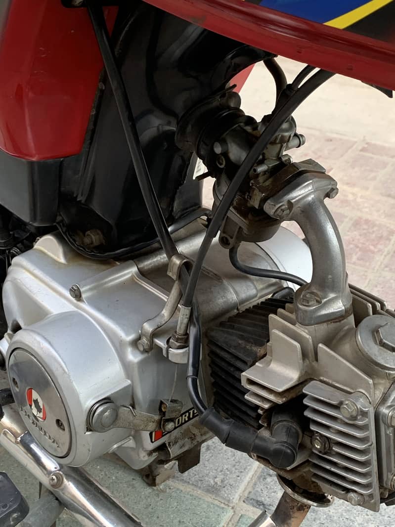 Honda cd70 5