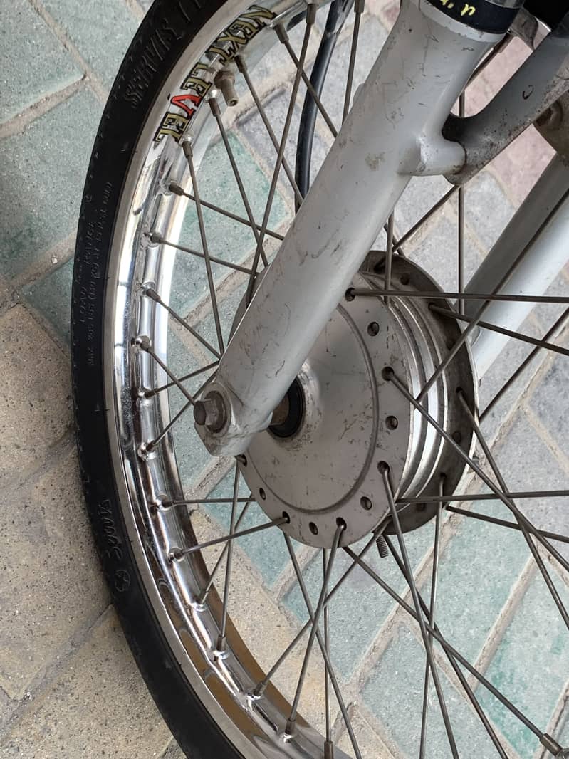 Honda cd70 10