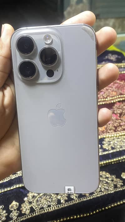 Apple iPhone 15 Pro