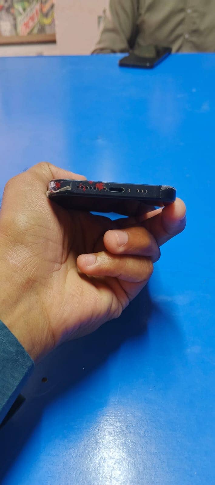 Apple iPhone 13 1