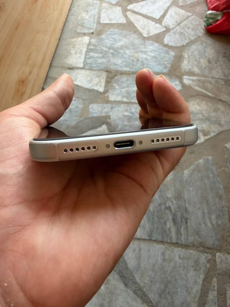 Apple iPhone 17 Pro Max 1