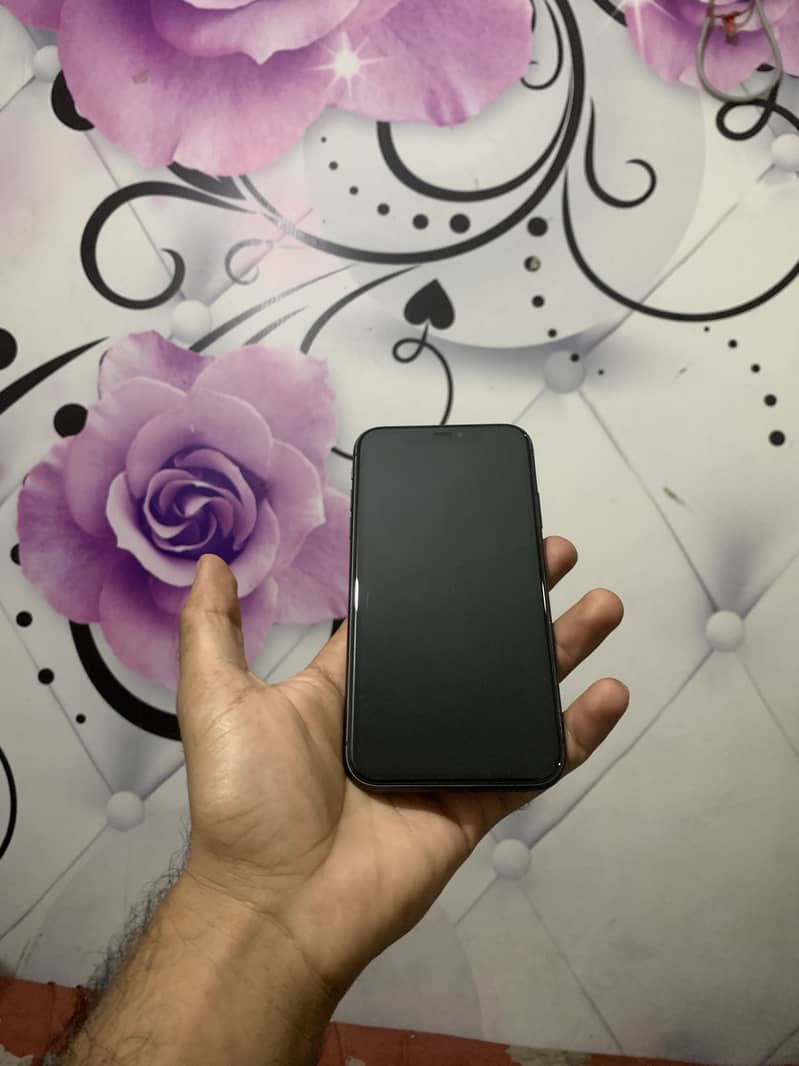Apple iPhone 11 1