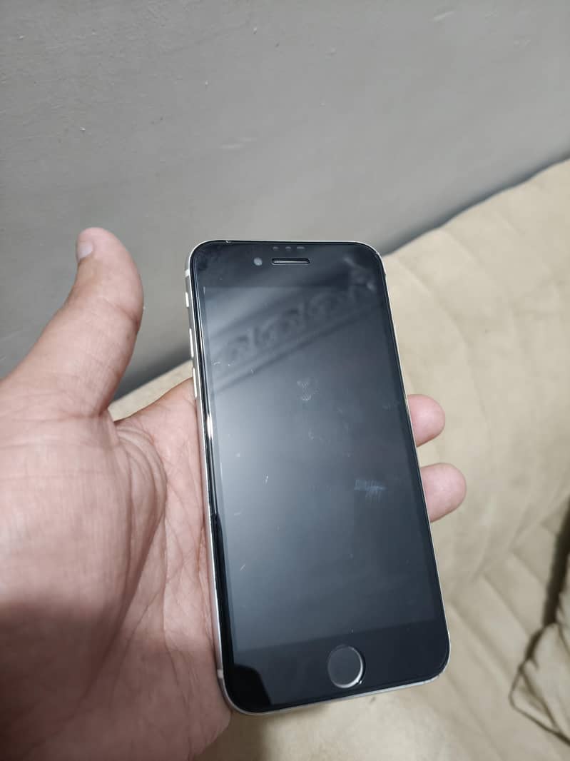 Apple iPhone SE 4