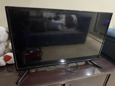Changhong Ruba 32-inch smart
