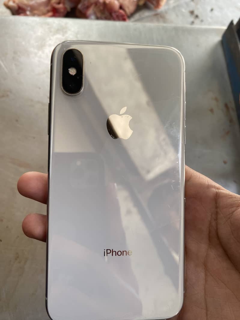 Apple iPhone X 4