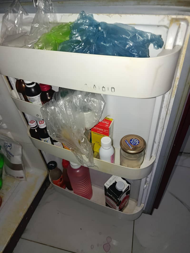 Orient fridge medium size 1