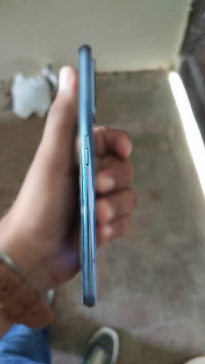 Vivo V21e With Box