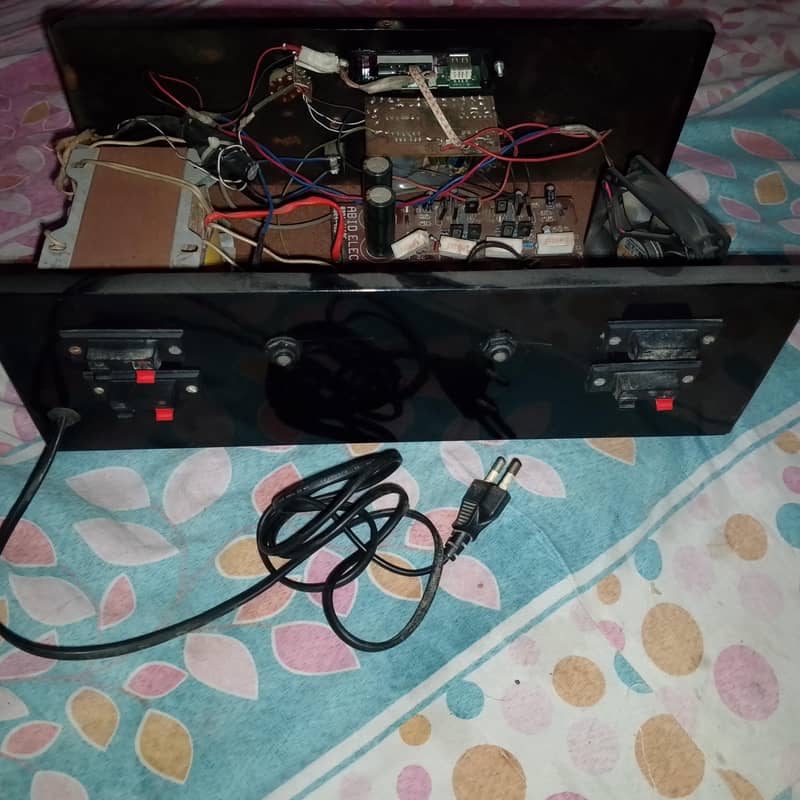 amplifier 1