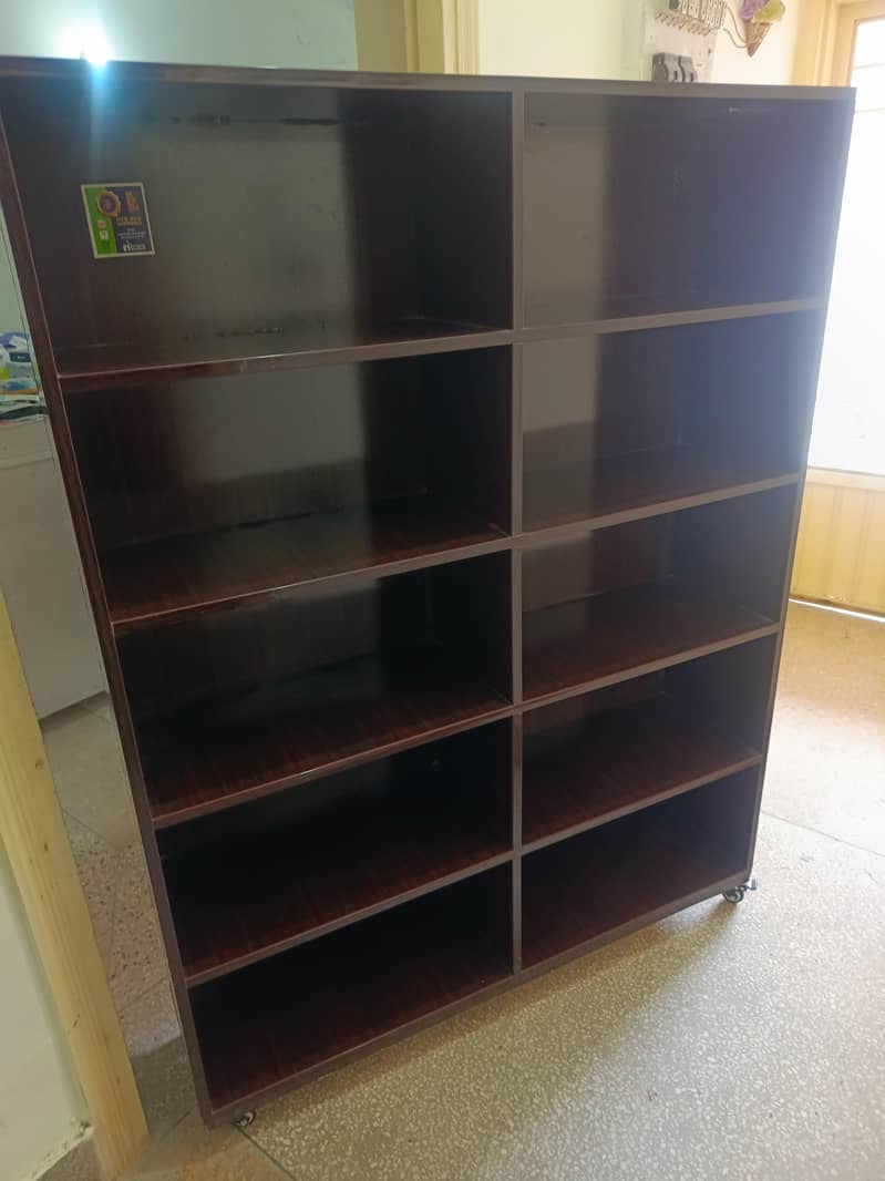 Table with Bookshelf 3