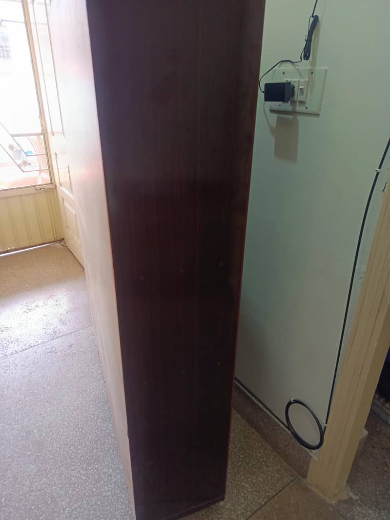 Table with Bookshelf 6