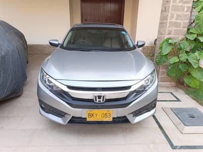 Honda Civic 2017 Automatic/Sunroof Outclass Original Condition in DHA