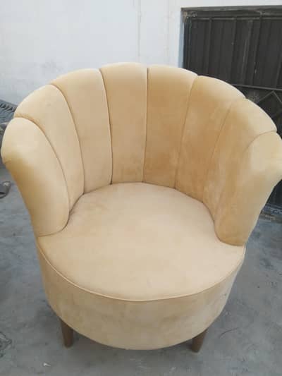 two chaire and one table