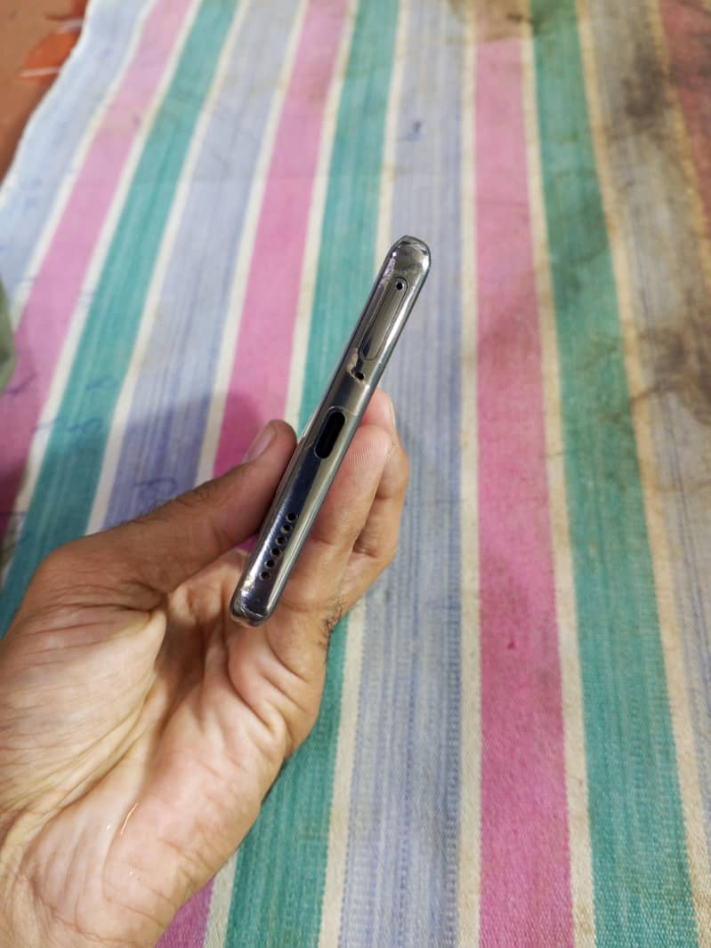 Tecno CAMON 40 Pro 5