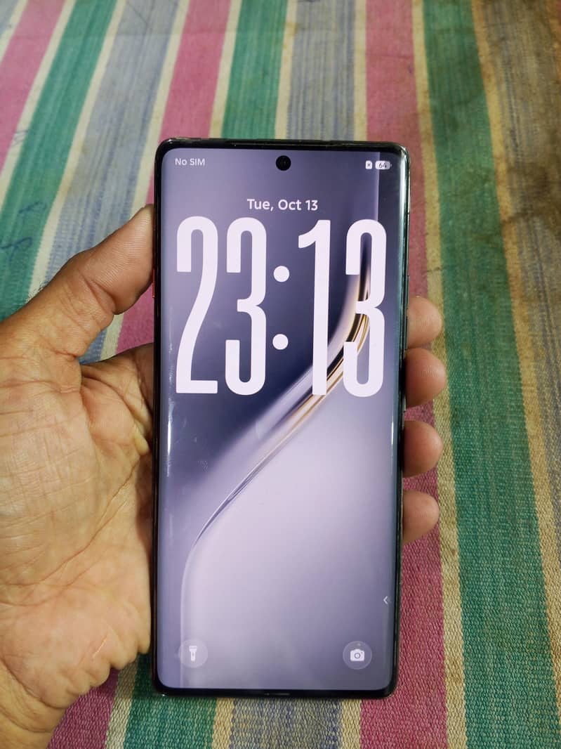Tecno CAMON 40 Pro 7