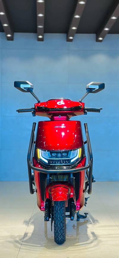 Metro scooty Male & female scooty All brands available