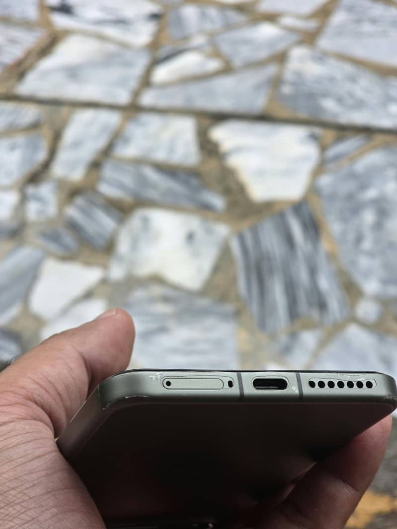 Xiaomi 15 Pro 4