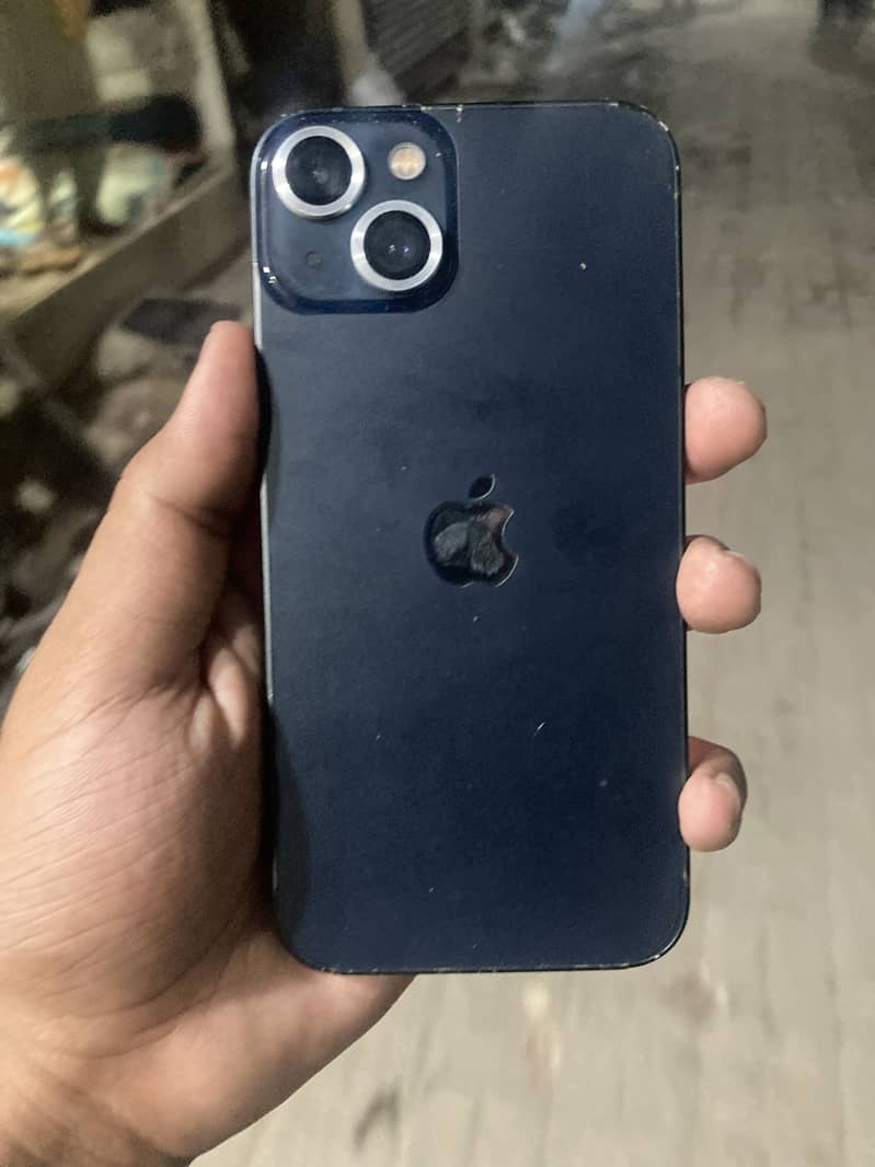 Apple iPhone 13 6