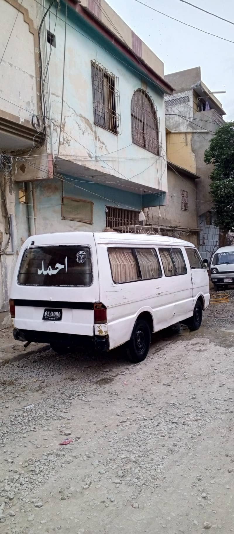 Mazda e2200 0
