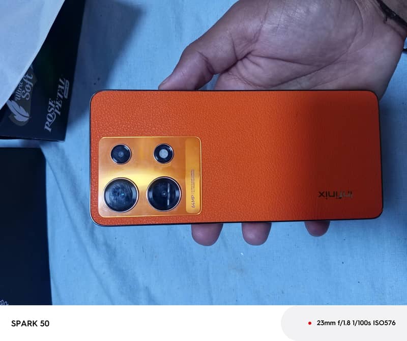 Infinix Note 30 5