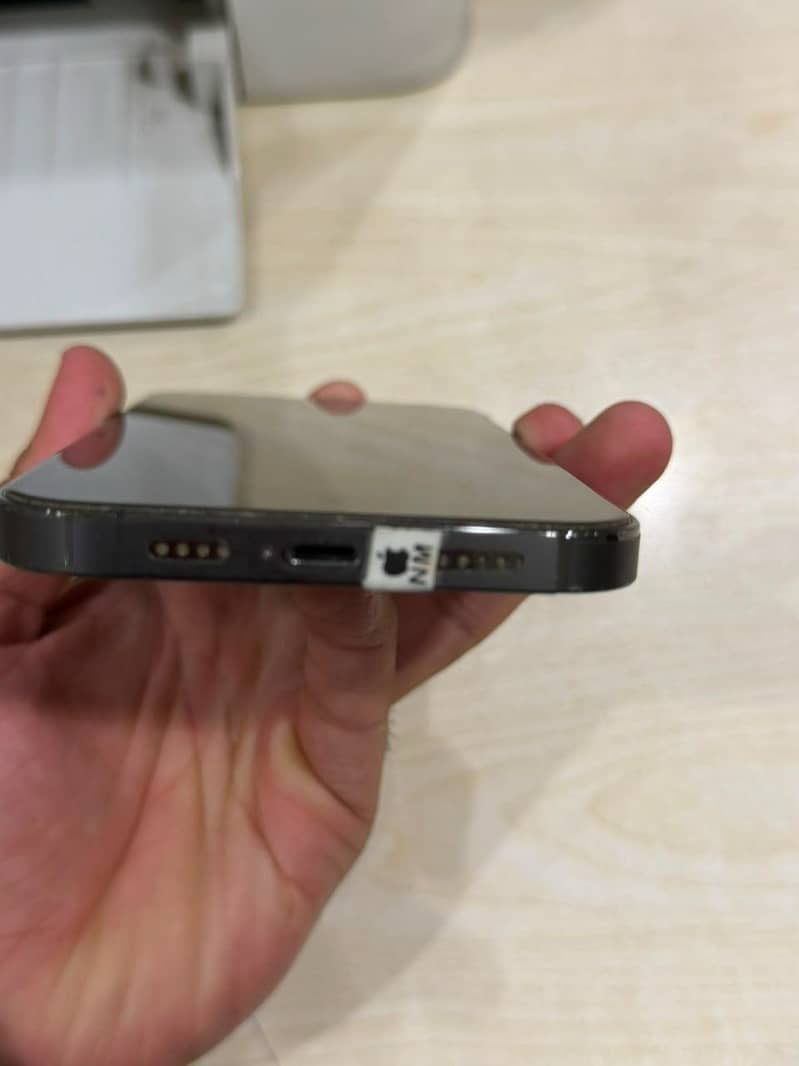 Apple iPhone 13 Pro Max 7