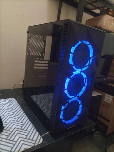 thunder pc casing with 3 fans