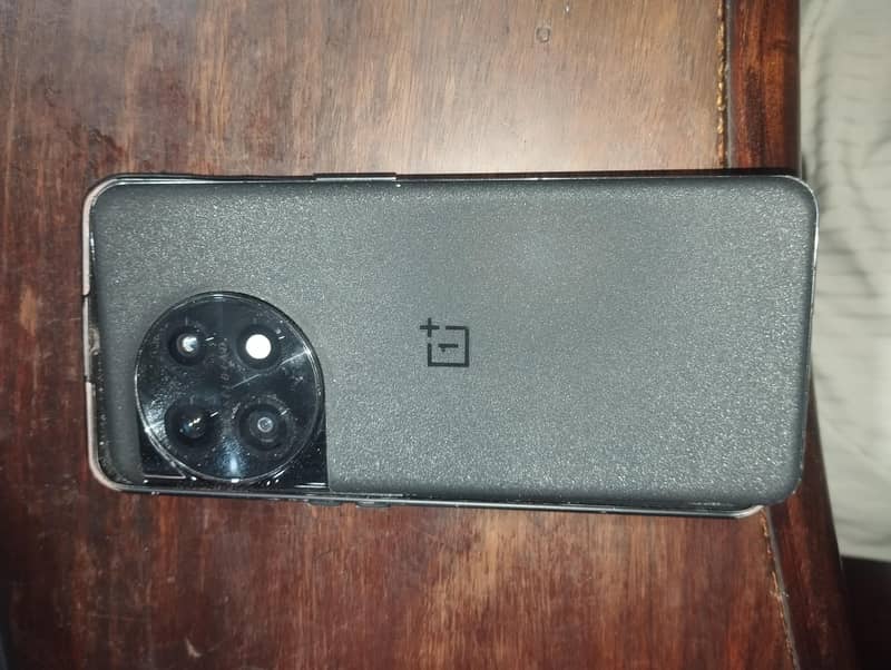 One Plus 11 5G 1